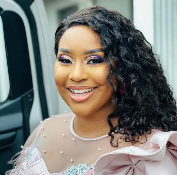 IG:Joy-Zelda on X: "Men like Musa Mseleku thinks woman is controlled by Money. This Mangwabe woman is an intellectual...An independent thinker...Fighter and self loving woman with values and morals #UthandoNesthembu https://t.co/iNDKJpvaoz" /