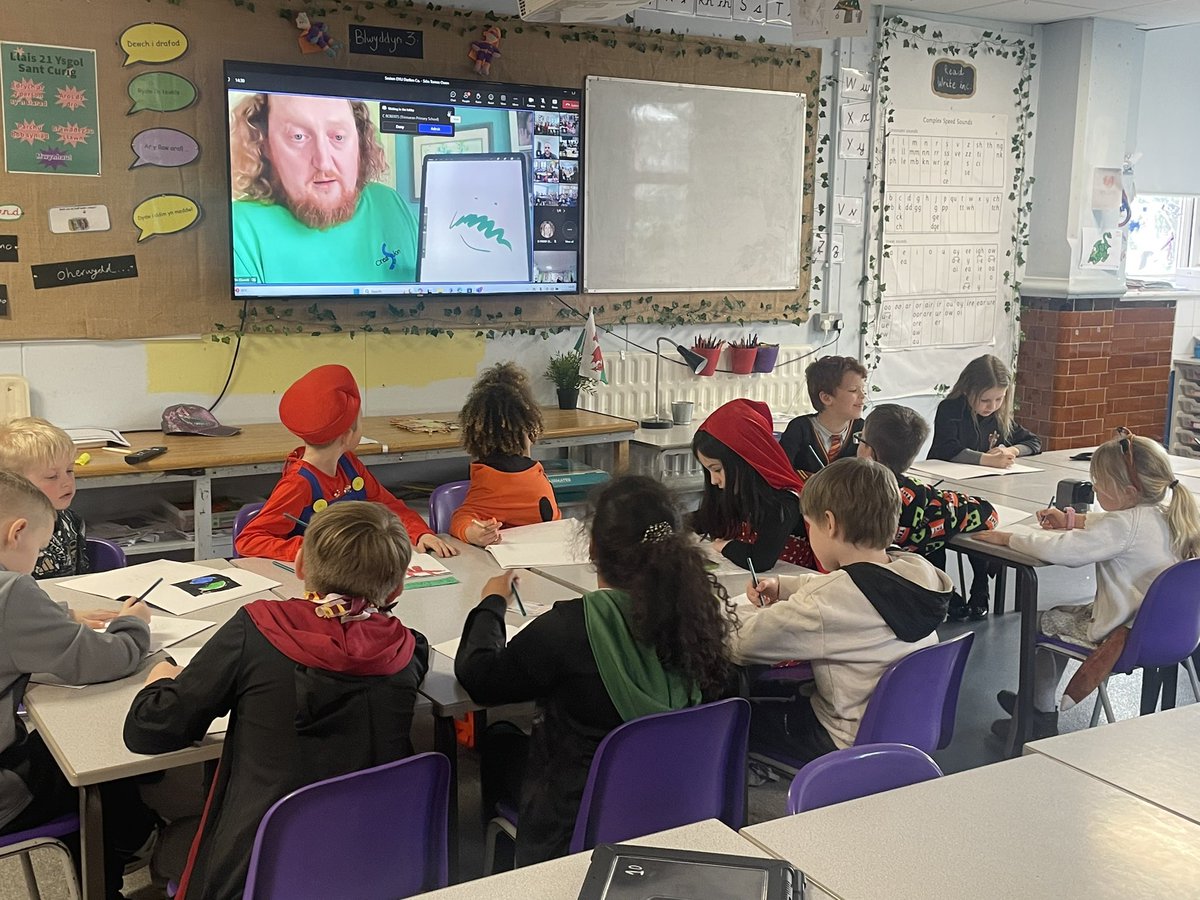 Diolch i <a href="/sionmun/">Siôn Tomos Owen</a> a <a href="/darllenco/">Darllen Co.</a> am weithdy gwawdlunio gwych #DiwrnodYLlyfr #WorldBookDay2024