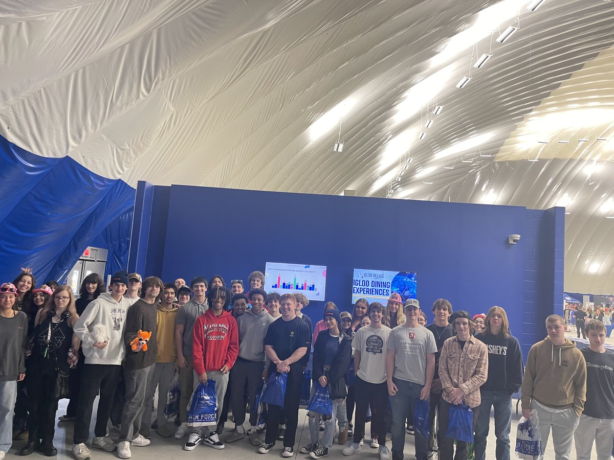 FblaRevere's tweet photo. Today, our Minutemen Career Academy students attended the Junior Achievement Career Exploration Fair at the Pro Football Hall of Fame.  So many connections made and possible career paths explored!  Great event! (1/2) #ReverePride https://t.co/y9UjuDoL0m