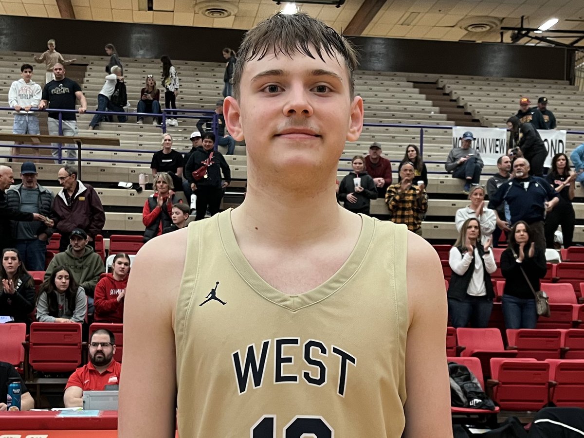 Big shots today all game long from @owenhopz10. The @westalbanybball junior wing was sharp from three, hitting four, and also got a number of other buckets in the mid range. He finished with a team high 20 points.