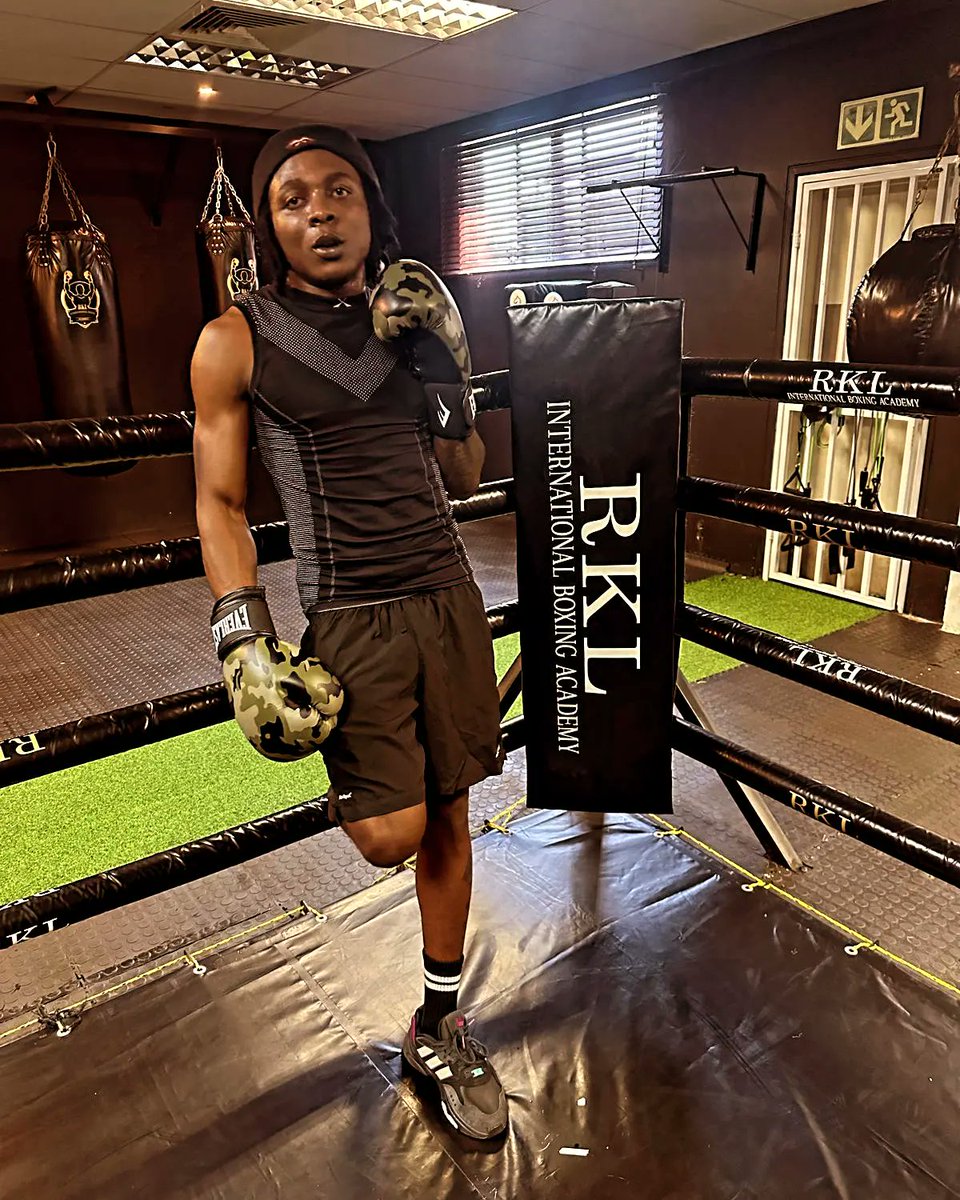 RklBoxing57458's tweet photo. https://t.co/pXd2hqz3aH