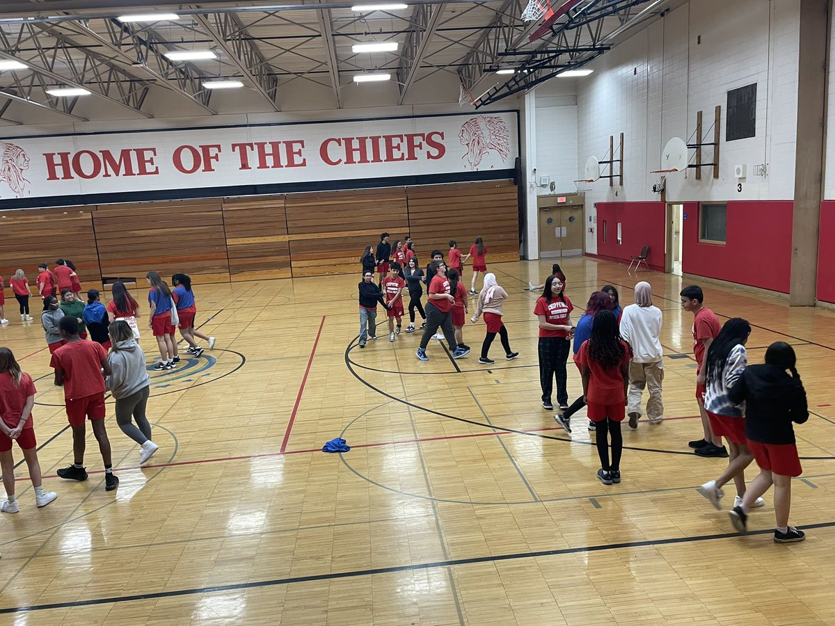 PE_Moser_62's tweet image. 8th Graders following the call from the great Bob Ruff square dancing! @62schools #62learns #62united #squaredance #BobRuff