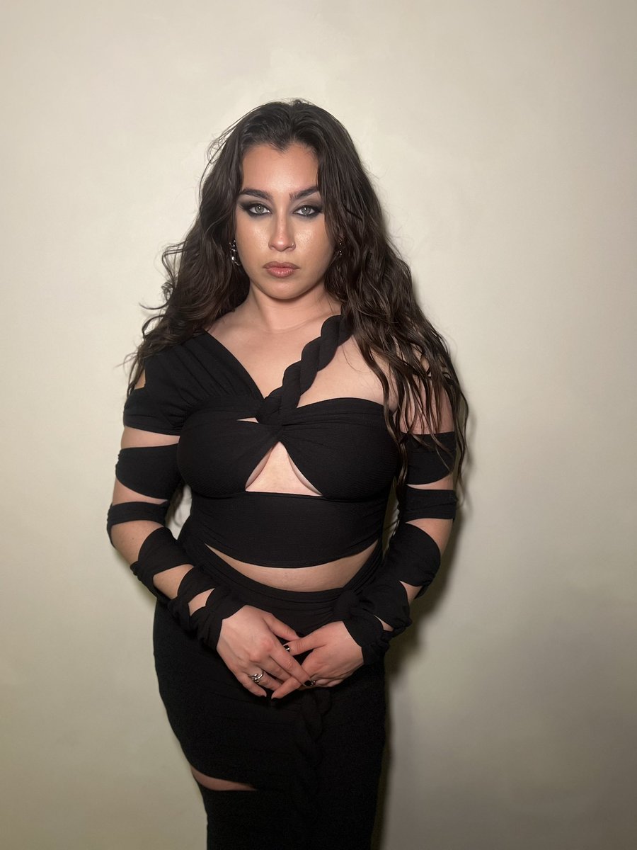 LaurenJauregui tweet picture