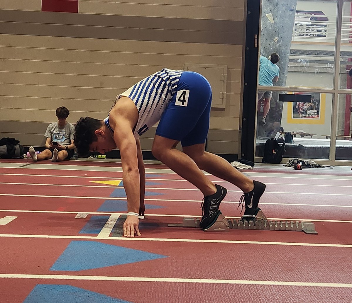 Run_PHS's tweet image. Renzo with the 200 run! Runners to your mark, set, go.....