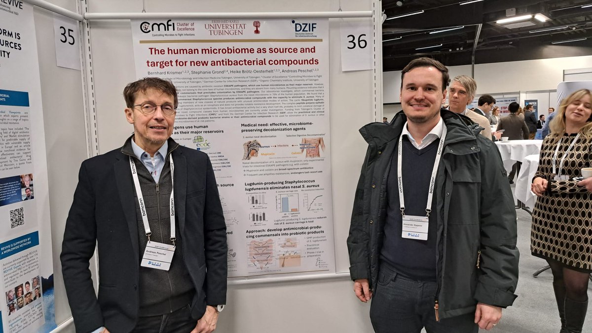 AndreasPeschel1's tweet image. Representing @CoE_CMFI and @DZIF_ at the #AMRConference in Basel! An awesome opportunity to meet leading experts. 
Super happy to meet Alex Zipperer who discovered lugdunin when he was a PhD student!
