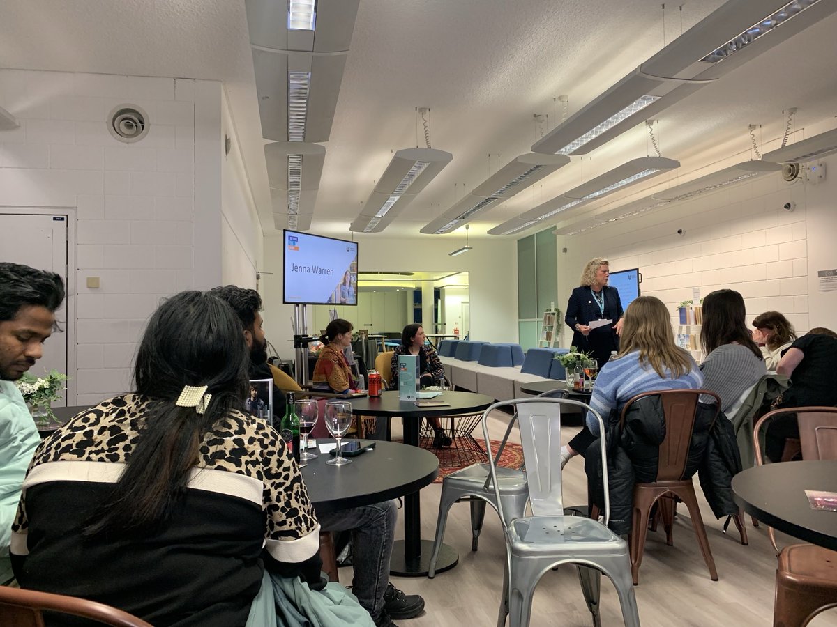 Really excited to host our first #Tubeyondthebook event in our lovely new exhibition space with alumni author Jenna Warren