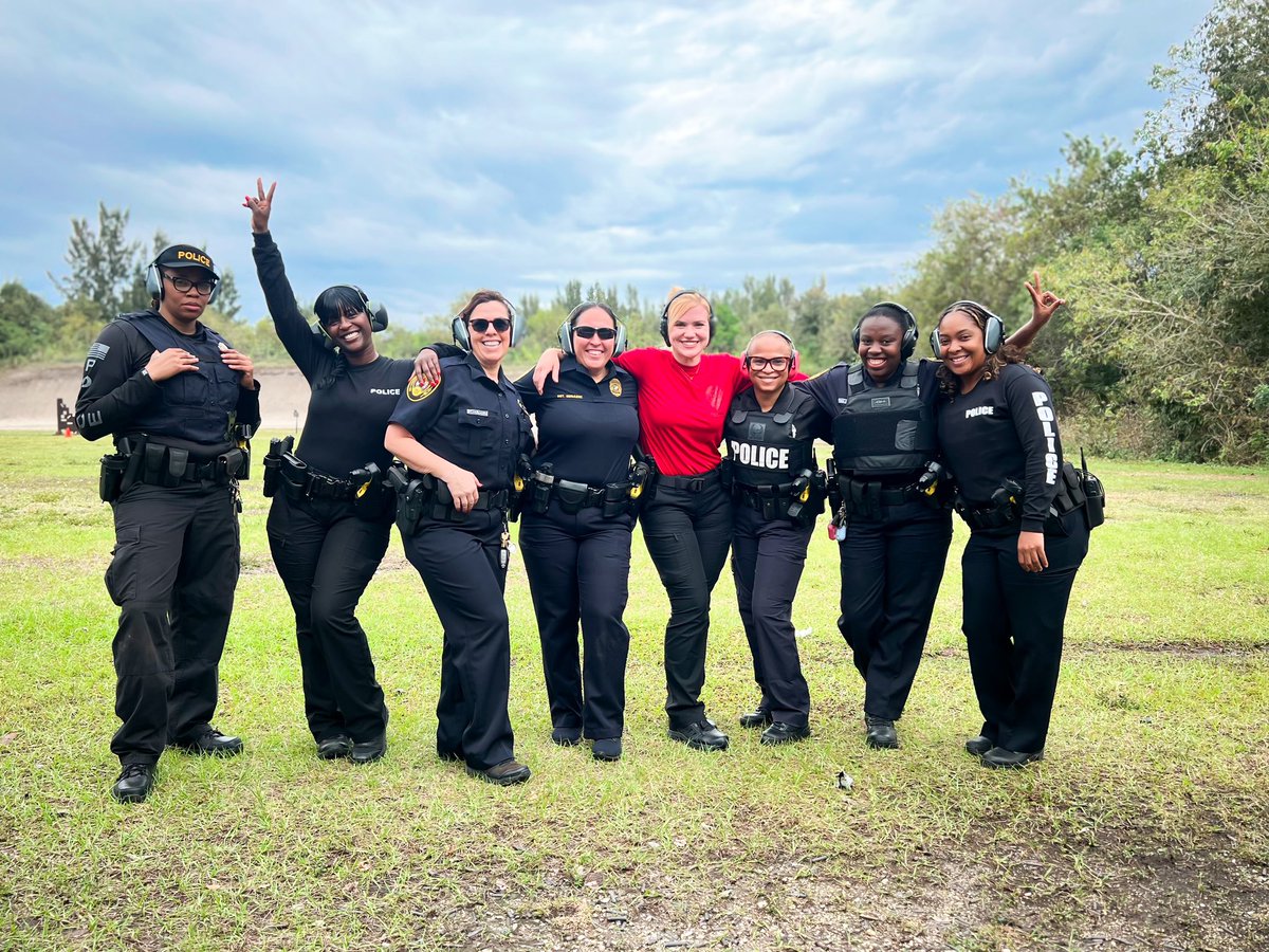 NorthMiamiPD's tweet photo. It’s Women’s History Month, and we’ve had many women participating at the firearms range this week. Here are some of our ladies who went out to practice their firearms proficiency skills.
.
.
#northmiamipolice #nmpd #northmiamipd #gunrange #womenshistorymonth #herstory #sheroe https://t.co/PDAwVlu6so
