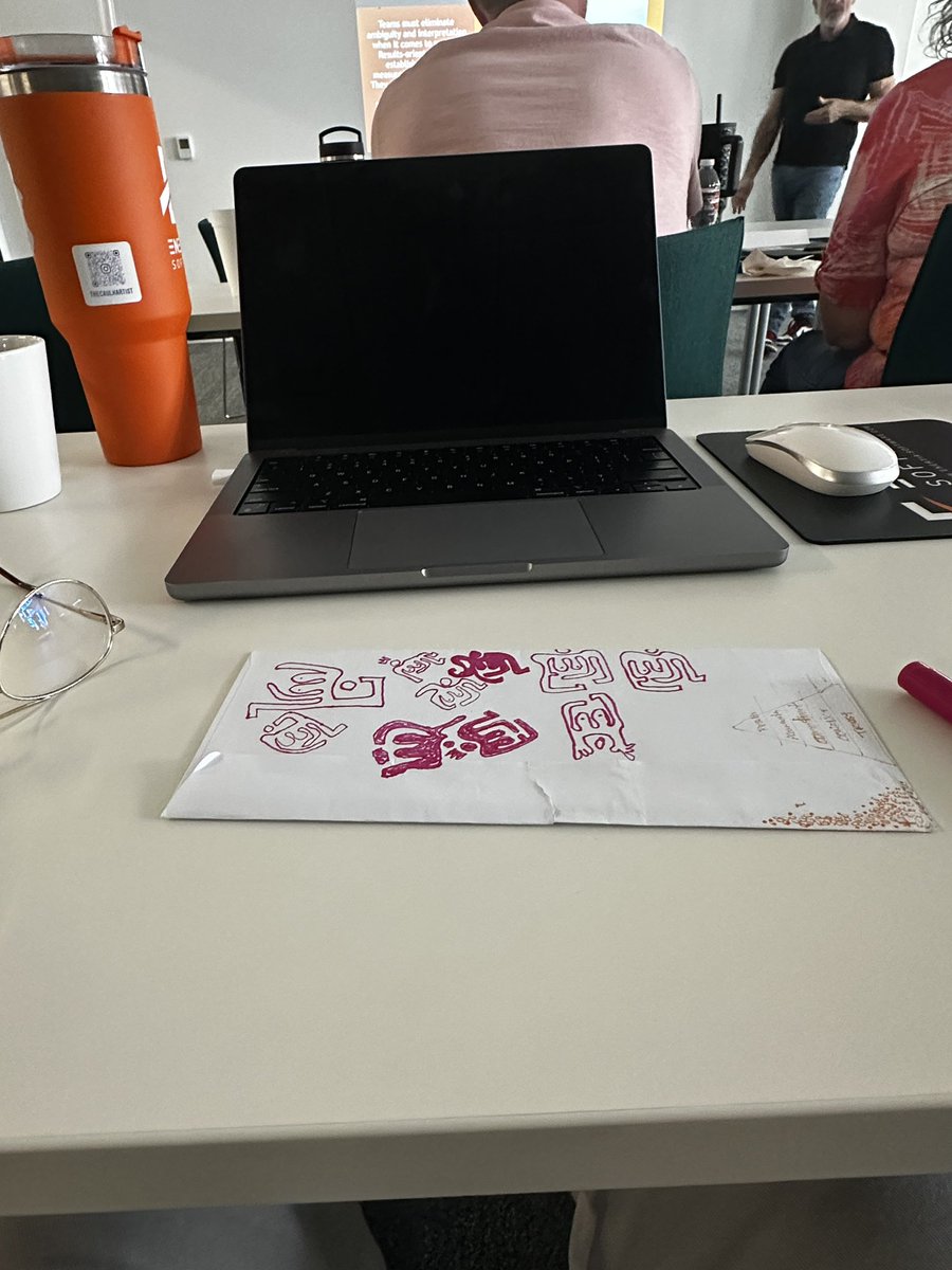 thecaulkartist's tweet image. #createdaily #sketchdaily 
Day 21 and 23