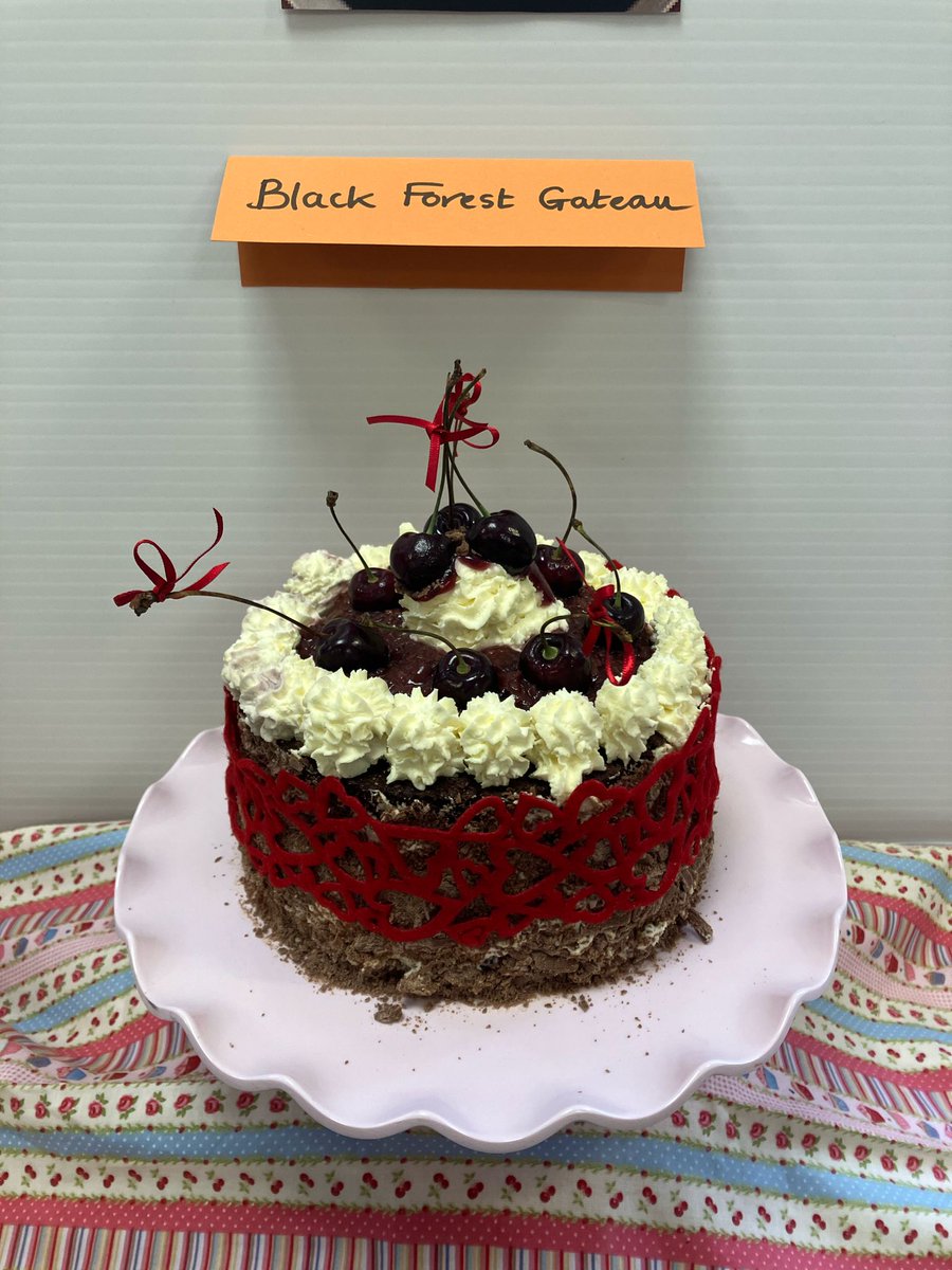 NavigatePkc's tweet photo. The remaining 3 entries to the Great Navigate Bake-Off https://t.co/wGFTihZpXZ