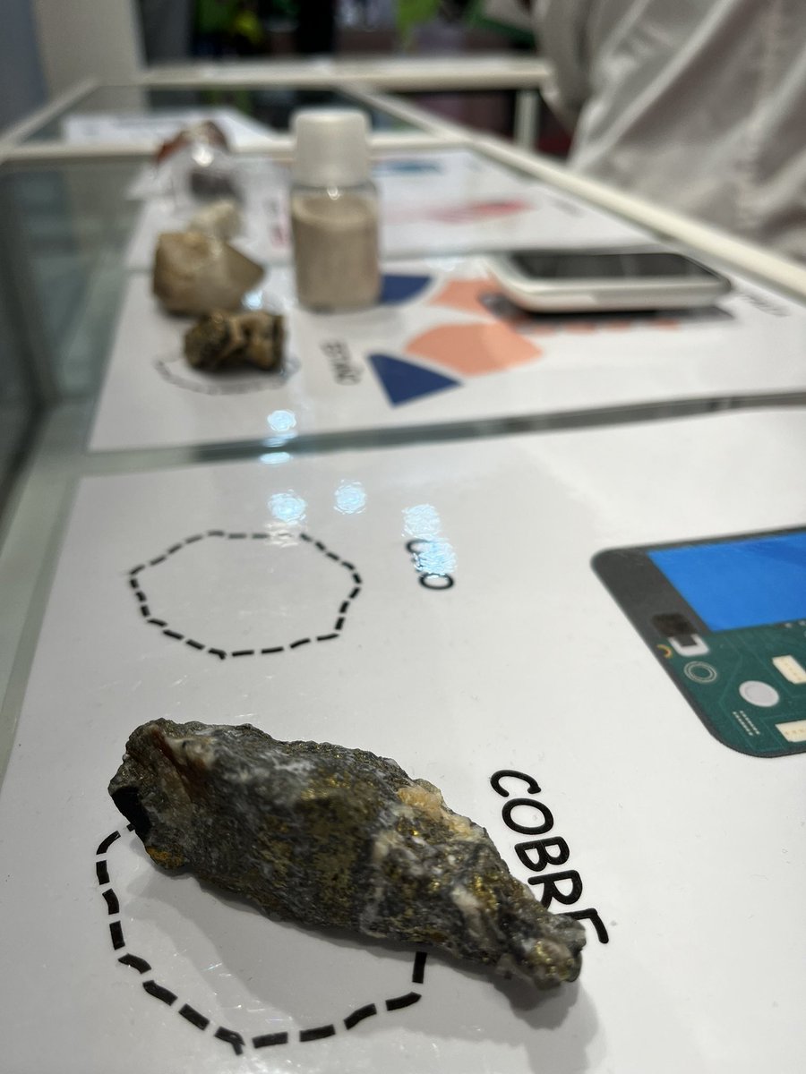 OTRI UPM (@otri_upm) on Twitter photo Gracias a todos los que han visitado el stand de <a href="/La_UPM/">Universidad Politécnica de Madrid</a> en la feria #MadridEsCiencia y a los investigadores que han estado compartiendo su trabajo con todos nosotros. ¡Hasta la próxima! #UPMDivulga Gracias a todos los que han visitado el stand de <a href="/La_UPM/">Universidad Politécnica de Madrid</a> en la feria #MadridEsCiencia y a los investigadores que han estado compartiendo su trabajo con todos nosotros. ¡Hasta la próxima! #UPMDivulga