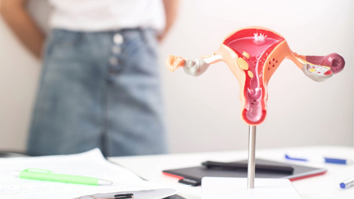 UBC Medicine researchers Dr. Lori Brotto & Dr. Janice Kwon co-authored a new @NEJM study that could redefine cervical cancer treatment by offering patients a safe, effective and less invasive treatment option. Learn more: bit.ly/3ItJkgc