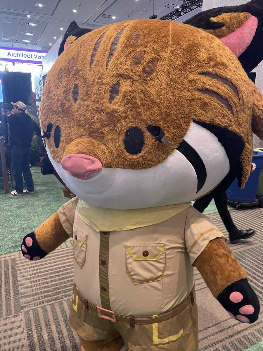 sadahiro2929's tweet photo. メガネは？ https://t.co/xBUIbENb1c