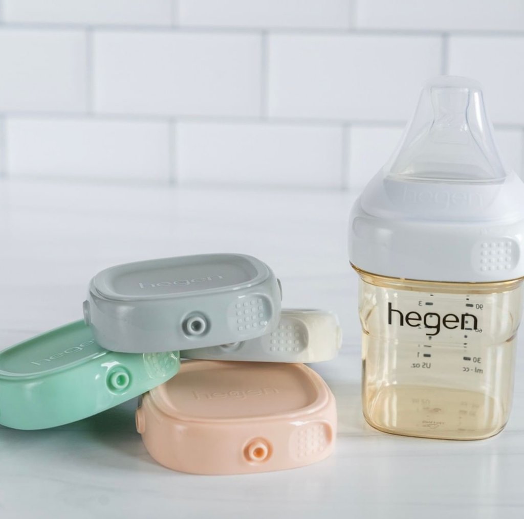 With the switch of a lid, our bottles become storage containers and drink bottles!
⁠
👉️ Click the link to shop the full range.

l8r.it/vZW7

#hegenuk #hegen #morethanjustabottle #baby #babybottles #breastfeeding #bottlefeeding #mumlife