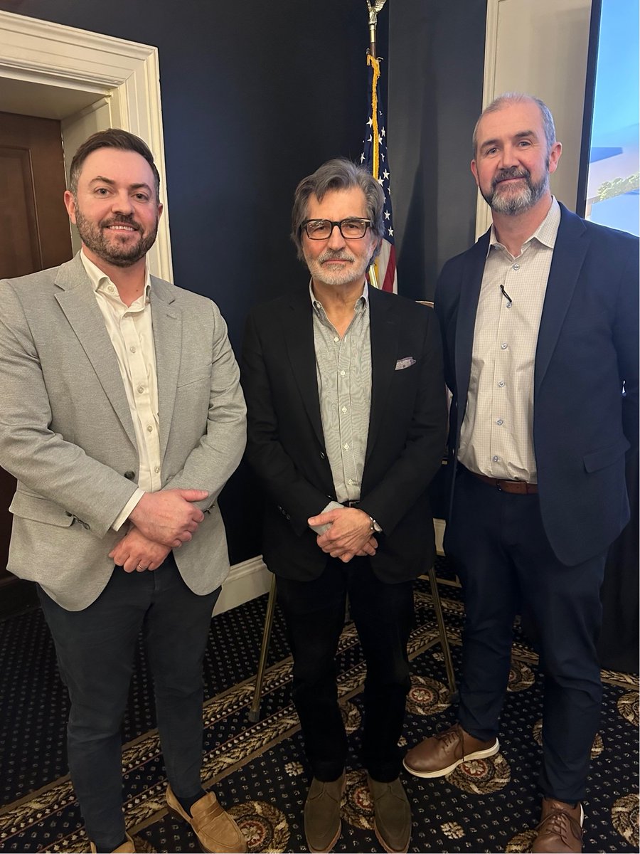 Epstein and the IBT Group discussed the Pershing Road #CentralManufacturingDistrict project in Chicago's #McKinleyPark neighborhood recently to highlight the redevelopment of Epstein's original headquarters.