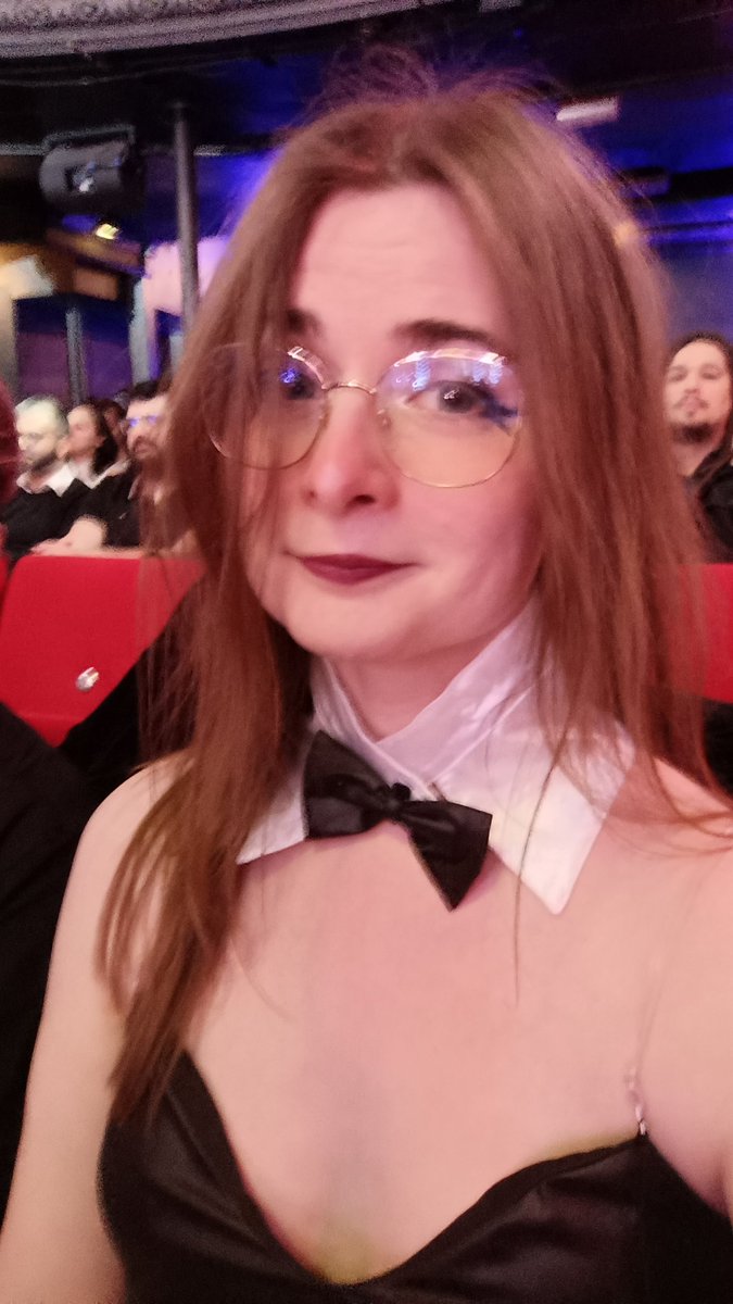 Lenophie🐇🏳️‍⚧️🇨🇳 melpomaxxing era tweet media