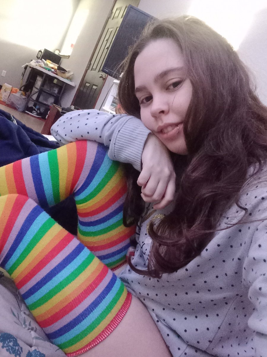 FlareZiera's tweet photo. Felt cute! What do ya think? https://t.co/karYZ2hK0a