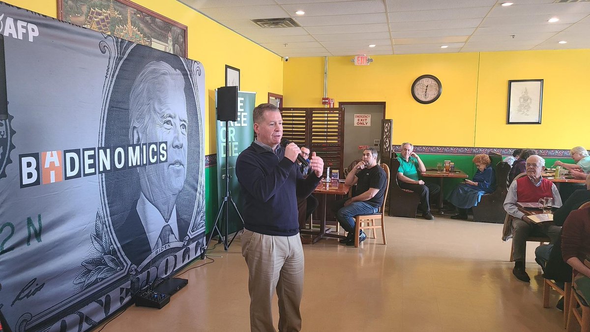 We had a lively discussion about why #Bidenomics is not working for Granite Staters. President Biden has the rhetoric, here is the reality: Bidenomics.com #BidenomicsMakesNoCents