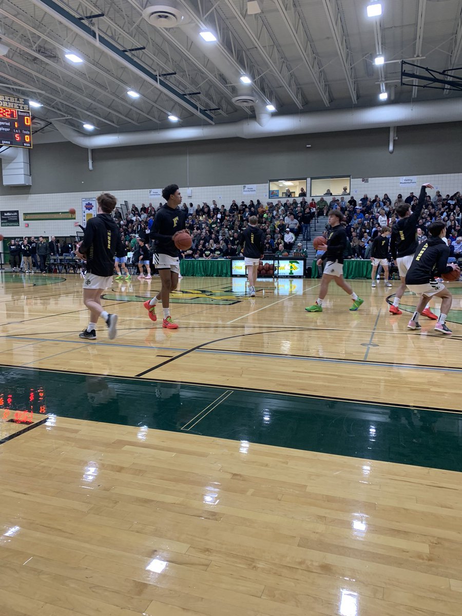 WiscoENT's tweet photo. 6’7, 2027 @DavisBB21 of @FreedomBoysBB

1st Team NEC

Leads team in:
✅PPG-17.9
✅RPG-9.6
✅APG-4.5
✅SPG-2.7
✅BPG-0.8

Going to turn a lot of heads on the circuit this summer. And has been

#Wisbb https://t.co/5lsszXu3tw