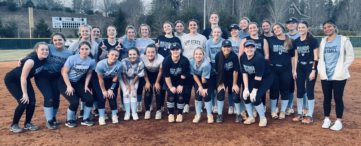 wataugaboosters's tweet photo. 🥎 When the weather washes out all your games, JV scrimmages Varsity for a guaranteed Watauga win!!
@WataugaPioneers https://t.co/2gpAYiIS0w