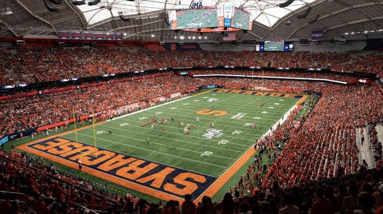 Extremely blessed to have received an offer from Syracuse University! 🍊Thank you @Ryanwrightrng @coach_2cap @drwilliams131 @coachnixon_cuse @franbrowncuse @alexkellycuse @coachdscott1 @adamgorney @MohrRecruiting @IvoryDurham2 #DART #Franchise #Cuse #AGTG