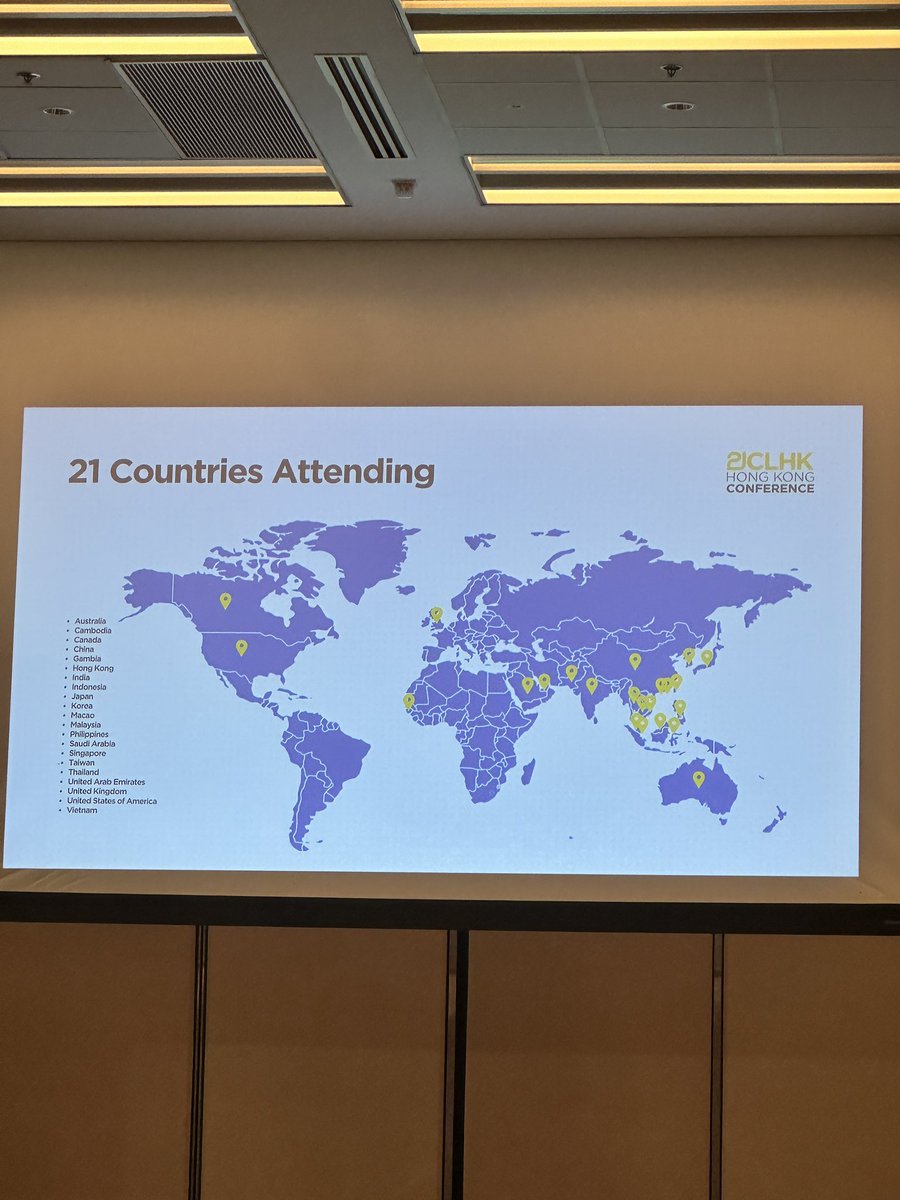 Super excited to be at the 15th Anniversary of #21clhk! Educators from 21 countries learning together. @21cli #readtheworldnow 📚📱🌏❤️🇭🇰