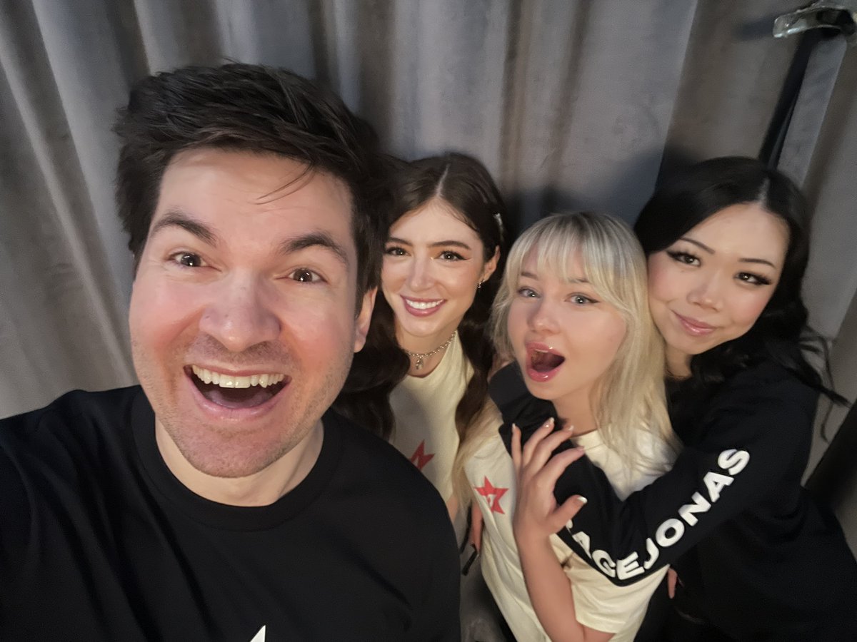 Just finished merch shoot! Can’t wait to show u guys 😍 <a href="/Keeoh/">Keeoh</a> was there too but he didn’t get paid enough to do a selfie 😂 (for legal purposes this is a joke and I love him very much) <a href="/TeamLiquid/">Team Liquid</a> <a href="/ChrissyCostanza/">Chrissy Costanza</a> <a href="/sagemommy_69/">sagemommy</a> <a href="/jerbifer/">jen</a>