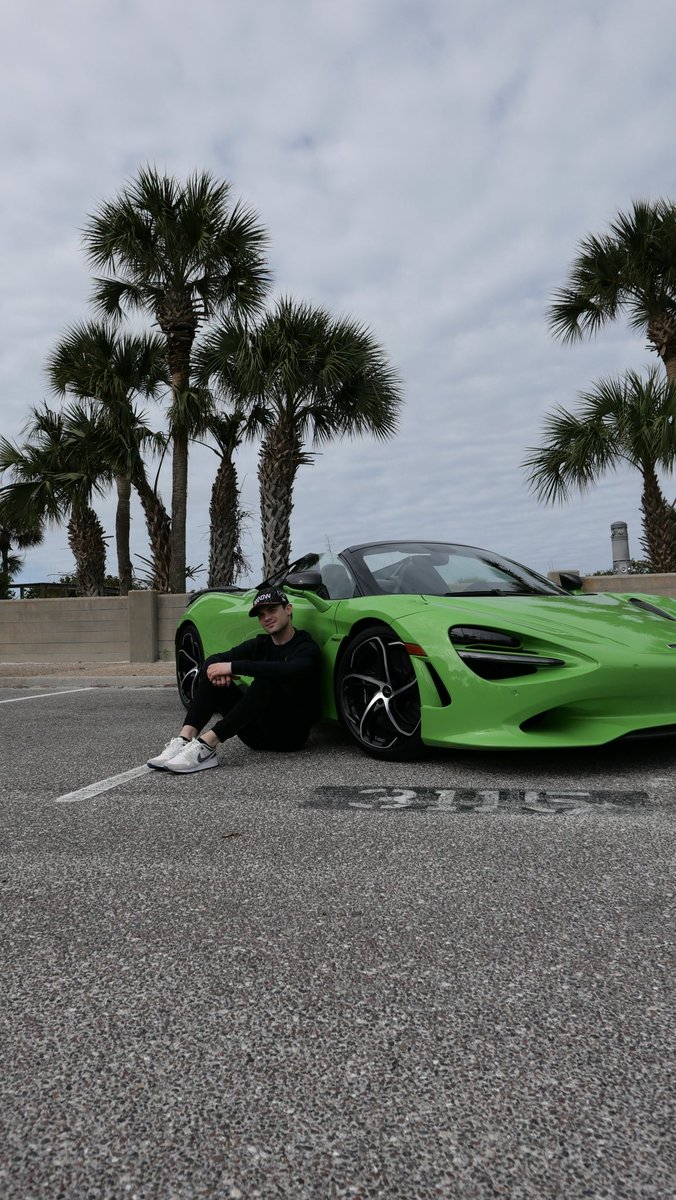 Honk at me when you see me ST.PETE💚 @McLarenAuto