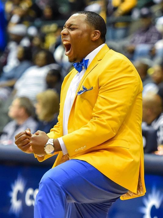 NHSACA is Excited to announce that Anthony Carlyle @BsktBall_Guru6 from Yazoo City HS Mississippi @MACoaches has been selected as a finalist for @nhsaca National 🏀 Coach of the Year. Congratulations Coach!