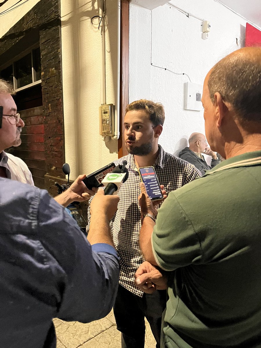 #AHORA 

Se está llevando adelante la Reunión de Equipo Abierta al Público, atendiendo las demandas que nos trasmiten los vecinos y rindiendo cuentas sobre nuestras últimas acciones en la <a href="/JuntaFlorida/">Junta Departamental de Florida</a>