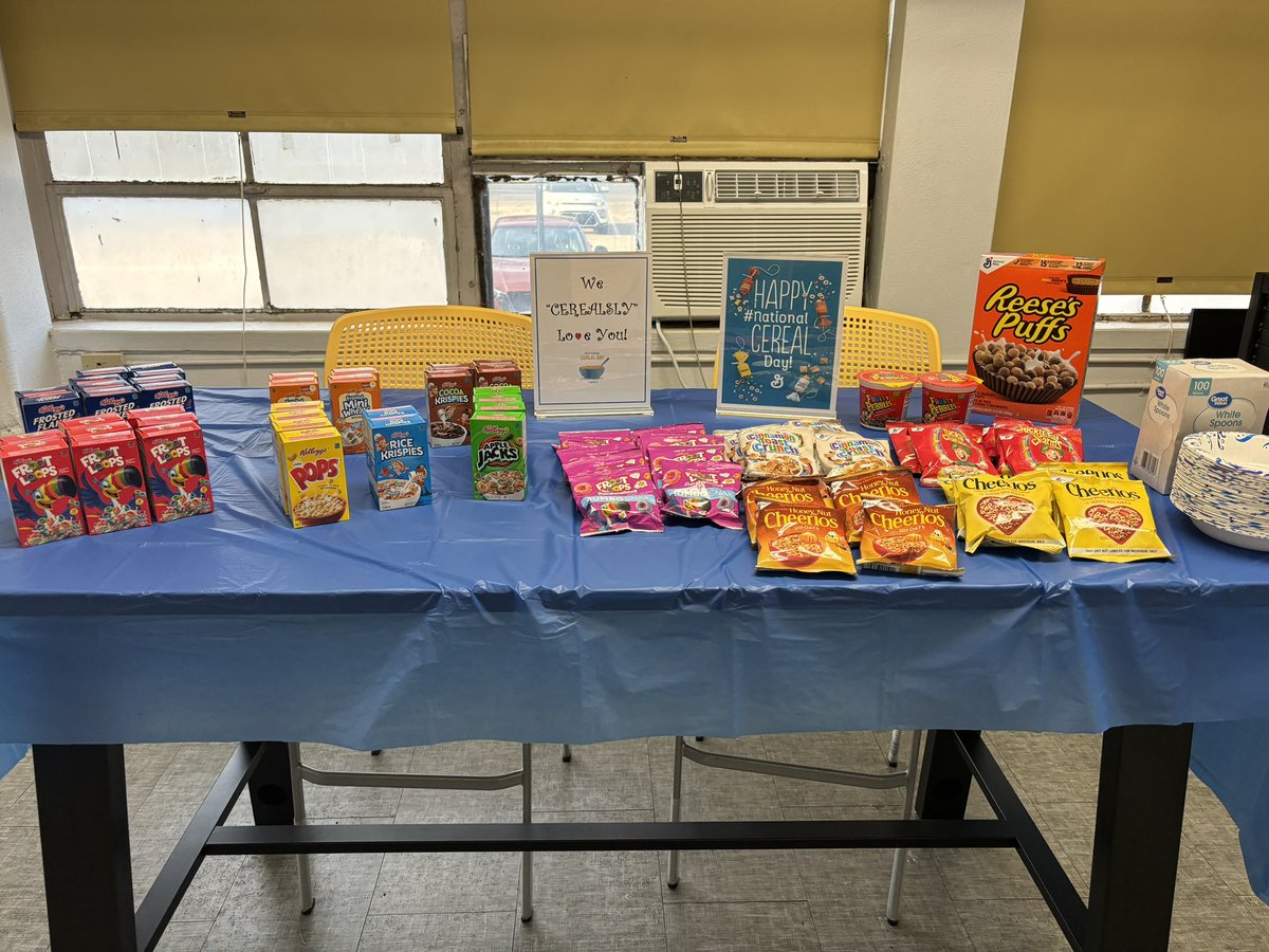 HGESchool's tweet photo. We “Cerealsly” Love Our Teachers! In honor of National Cereal Day, our teachers were treated to their favorite cereals.
#Operation73
#TheresMoreWithMPS
#TeamingUpForExcellence
@QuantinaSides @MPSAL @SuptMJBrown https://t.co/hcYfDDuXY7