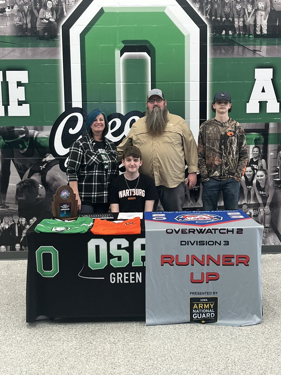 OsageAthletics's tweet photo. Congratulations to McCain Meyers on signing to play eSports at Wartburg next year!
#GreenDevilPride 🟢⚪️ https://t.co/HeBLIu11Ry