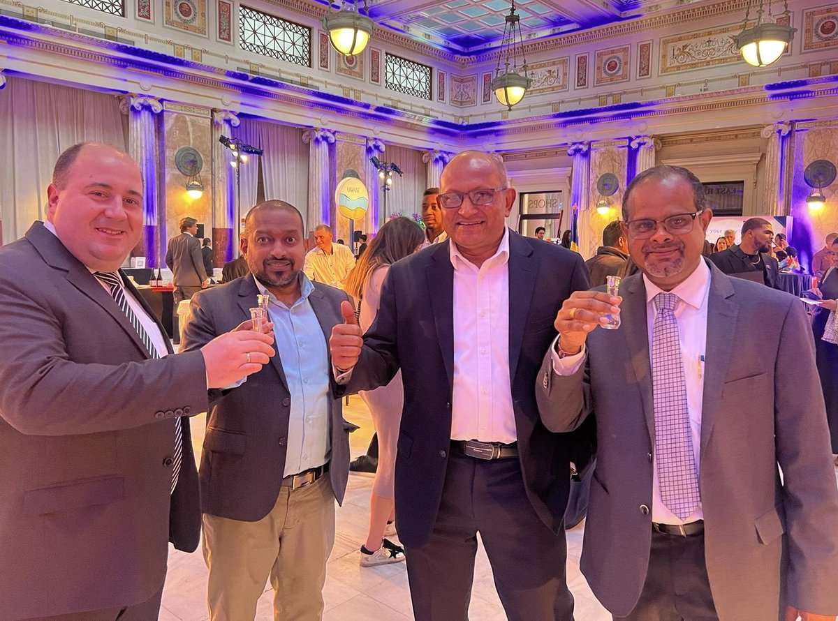 SRBinUS's tweet photo. Come and visit our booth at tonight’s @TheEventsDC 2024 #EmbassyChefChallenge 👨‍🍳, have a sip of #rakija and taste the delicious #Serbian delights, lovingly prepared for you throughout the evening by #AmbarShaw restaurant’s Chef Nikola 🥰

And, of course, vote for #Serbia🇷🇸! 😉 https://t.co/WW6rFXKp2P