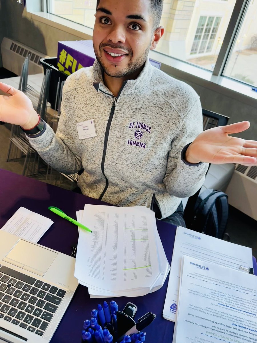 GardenerPodcast's tweet photo. #ResLife Night for #FutureTommie was AMAZE! Toured all the Fresh #Dorms, love that #LLCLife, #TacoNight, and #Signage for #Graduation! Thanks for a truly Great Experience w/ our lil’ #wildcats! @UofStThomasMN #StephenThomas #FutureSoBright https://t.co/V367ltJOmz