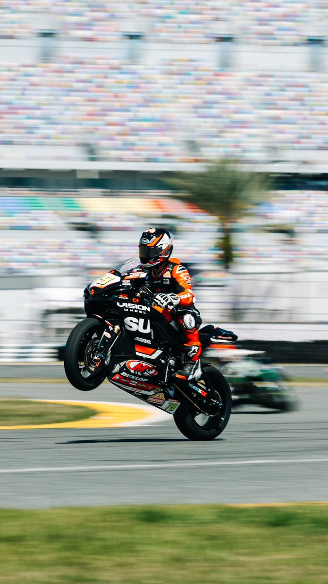 Daytona practice day completed ✔️🏍️🇺🇸 . . . . #TrustisEverything #TeamRST #MotoAmerica #Daytona200 #RST #Daytona #DaytonaBikeWeek @TeamHammerRR @MotoAmerica