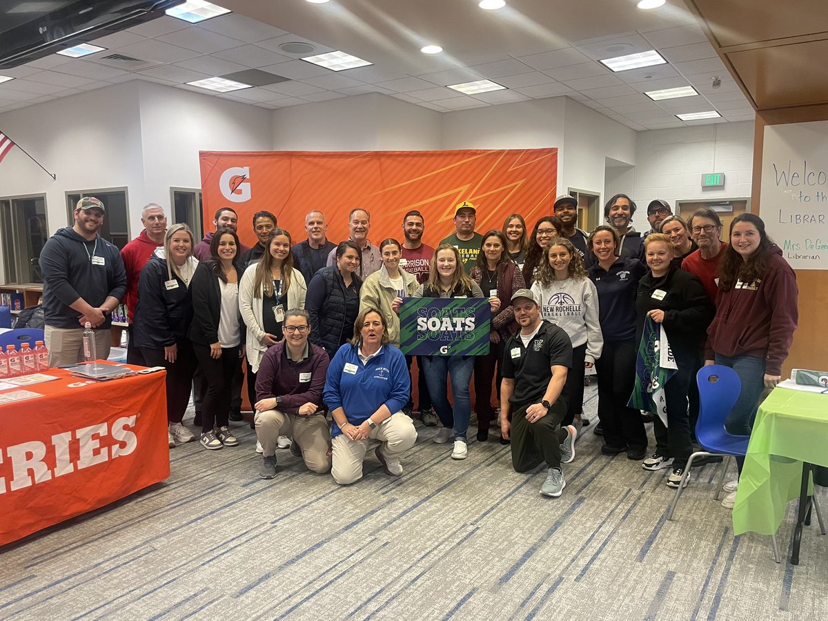 SOATS_ATs's tweet photo. Phenomenal Section One Athletic Trainers Society meeting! Informational sessions from Gatorade's @DieselDave22, and Stop the bleed training by Ken Gilleo! Thank you to  @mdmgreiner for hosting a great meeting and to all of the members who attended! #NATM2024 https://t.co/OHQVVTfuQn
