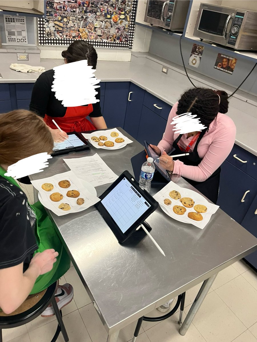 Did you know that something as simple as changing up the type of fat you use for cookies makes a HUGE difference in your finished product? Culinary 1 students explored those differences by making cookies using six different fats and then taste testing them 🍪 #Empower95