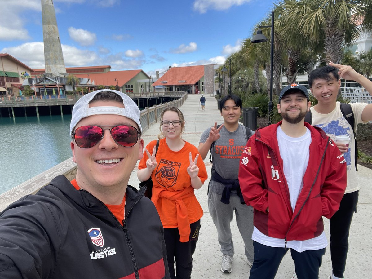 Syracuse Esports tweet media