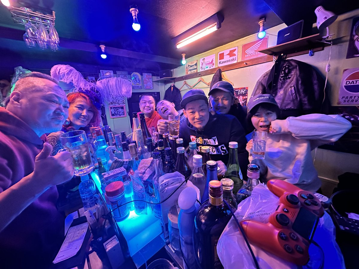 oitheyuichi's tweet photo. 女神降臨 in 中野Oicho!Ayaちゃんが一日店長という事で初Oichoでした!あー、めちゃくちゃ楽しかった!Oichoまた行こ!#ayamarmaid #oicho https://t.co/gjL10mrqPJ