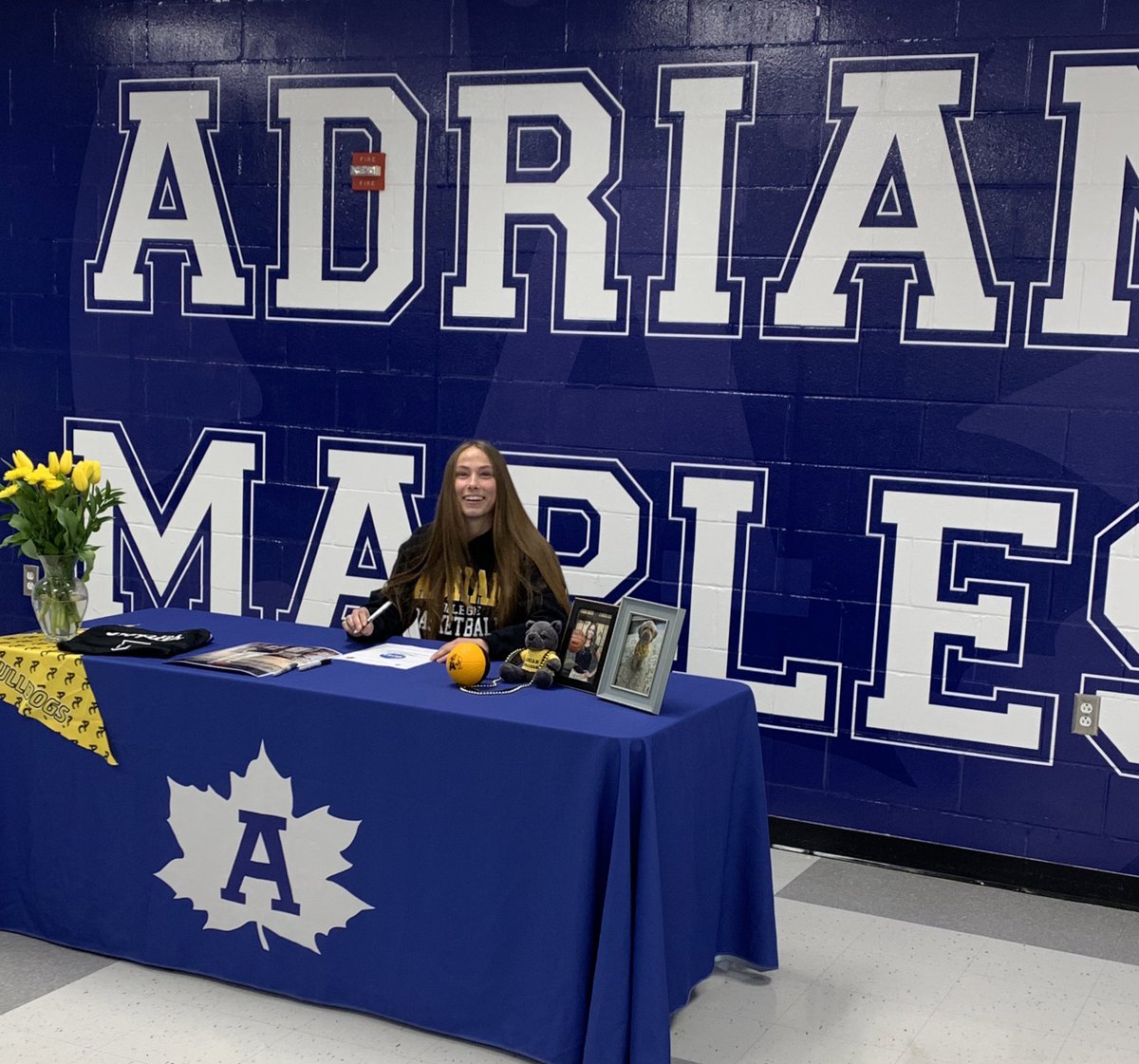 maples_adrian's tweet photo. Congratulations to Makenna Johnson on signing with Adrian College to continue her academic and basketball career. #GoMaples @lenaweesports @wlen1039 @965TheCave https://t.co/1mcdjZxFVO