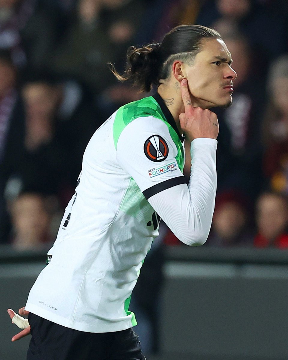 🔴🇺🇾 Klopp: “Darwin Nunez is not at his peak yet! He can improve, he’s always a threat”.

“He loves playing for this club, he’s wonderful boy really”.