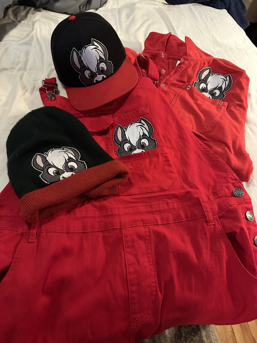 AbdlDash's tweet photo. Sometimes I wonder… Have I gone too far with @AbdlDash? Well… We have what could be an outfit for #CAPCON2025… 

Each month, I challenge myself to find a new look for @TOLittlesClub’s next meet up the following month… either from what I have in my closet or something new I buy. 

This month, I’ve customized a new piece of clothing for March’s meetup in Toronto. Red overalls. With the help of @AstralAkua who has done all the patches and hats for m. @AitoKitsune designed Dash for me. 

Branding/marketing to me has been something that for me that has developed from my work in theatre. There, the branding and marketing is either what makes or breaks the show. Having the right branding drives the sales and drives the audience. 

Branding and marketing for me in the ABDL community is more about creating an identity that is instantly recognized.
