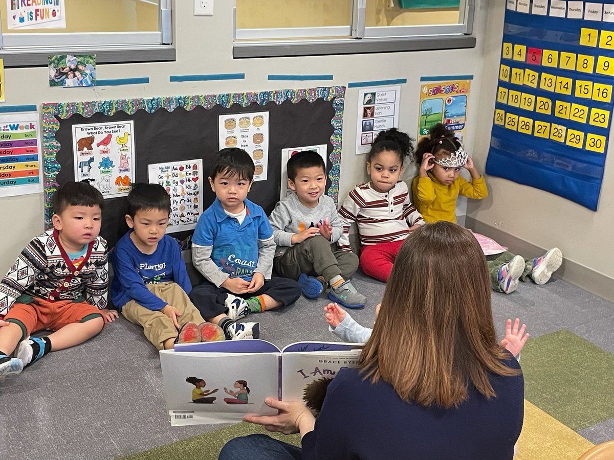 Thank you #ReadAcrossAmerica volunteers! 📚 @OfficeofEC @RepChynahTyler @BrotherChris617 @WillBeamer @MassEarlyEdCare @Ruthzee @Delta @carlwbz @MandT_Bank @katemerrill @StateStreet @antoinetteA @NBC10Boston @mpcesq @adrianmadaro @SunLifeUS @ArbellaIns @BostonBeyond @AmakaUbakaTV