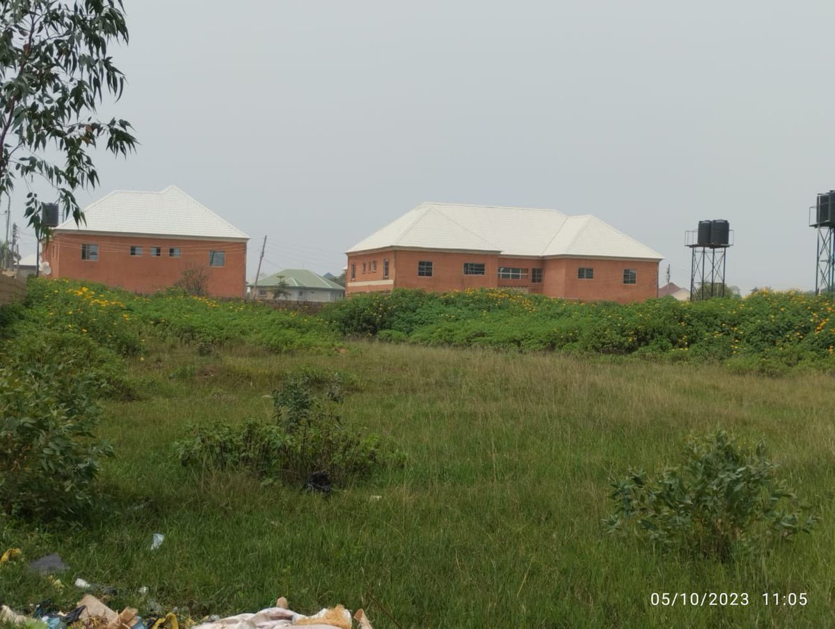 Jos_RealEstate's tweet photo. ‼️‼️‼️‼️

LAND FOR SALE: #PriceReview 

6 and a half plots for sale in a serene area of E-close, David Lot, Atiku Street Rayfield

Price: 12m per plot and 70M for all. 

Plots can be sold in bits of two plots minimum

Location: Atiku Street, Rayfield Jos

Title: R of O https://t.co/iCbaUWDZJq