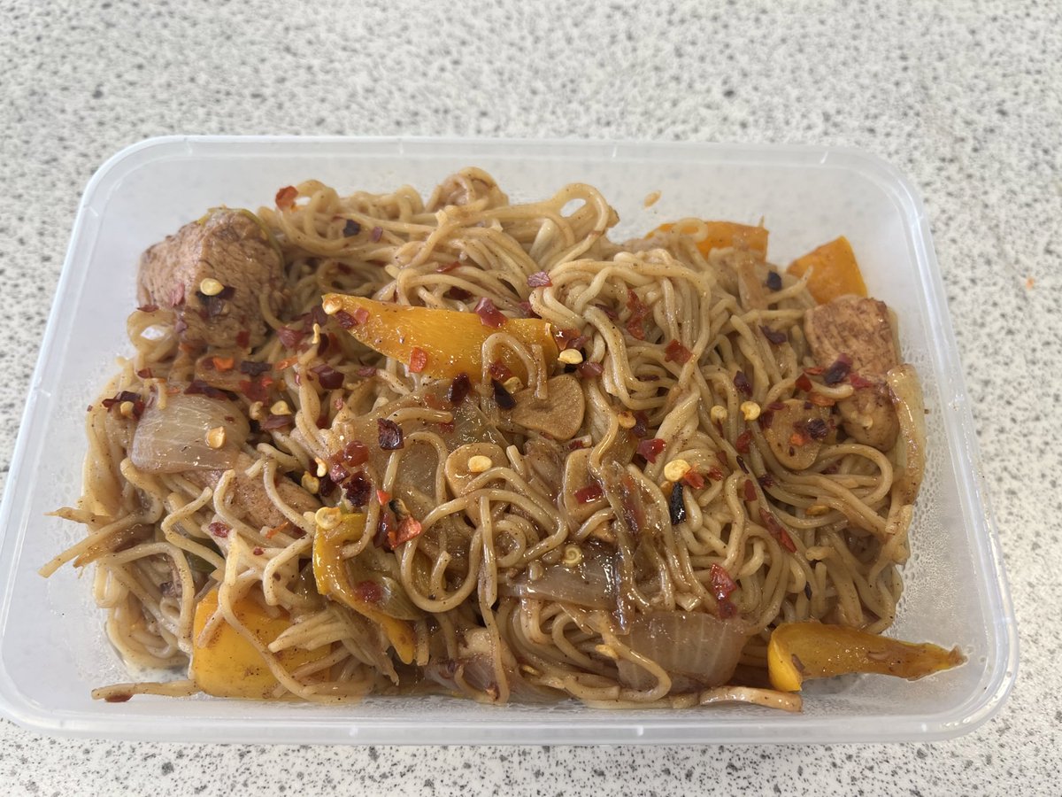 BGE Personal Achievement pupils excelled themselves this afternoon with this salt and chilli chicken chow mein! Well done girls! <a href="/StStephensHS/">Saint Stephen's High School</a> @SSHSHub <a href="/DavidKillin/">Mr Killin</a>