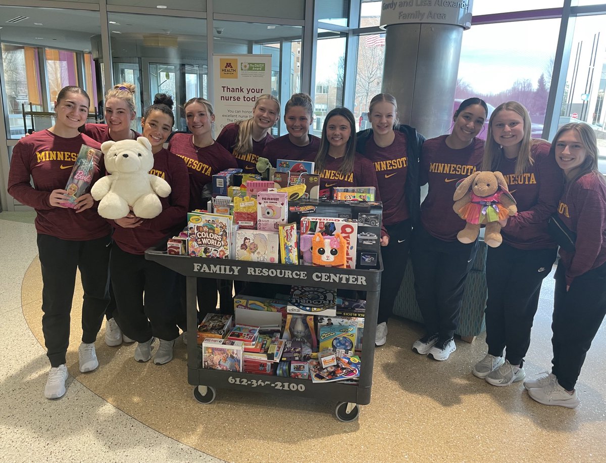 Thank you to all the #Gophers fans who brought toys to our ‘Always Dreaming Cancer Awareness’ meet against Iowa! The team was able to drop the toys off at @mhfvpediatrics yesterday. #Team50 x #TogetherWeRise