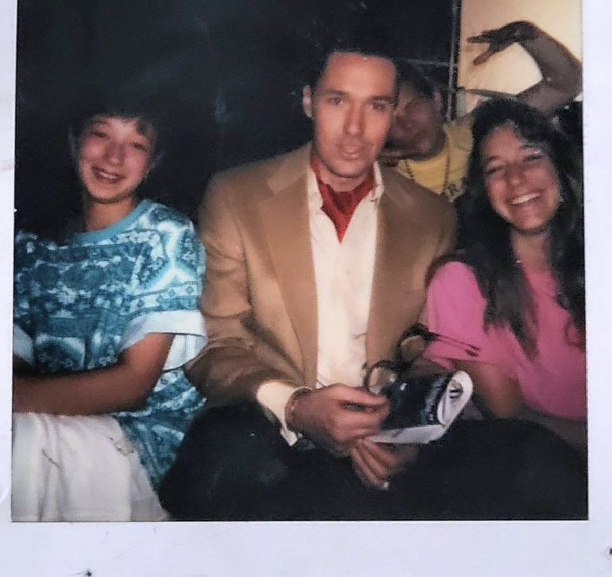 Mary__McCain's tweet photo. Loving this polaroid of #ThomasIanGriffith with Alia White-Cass & Andrea Pfefer. β€οΈ
*that Cobra Kai photobomb is so cute β¦ π€£*
#BTS #KarateKid3 #BurbankStudios #TerrySilver #BobWhiteKarateStudio #TBT #ThomasThursday
πΈ : bobwhitekaratestudio on Instagram https://t.co/4OwcP2NUaR