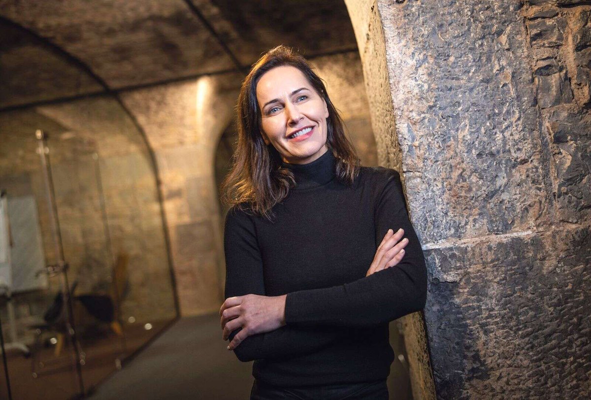 #InternationalWomensDay Swoop CEO, Andrea Reynolds, is the first female chief executive to lead a Deloitte Fast 50 winner in Ireland! Read the full article for an in-depth look into Andrea's experience: bit.ly/49IJdJB