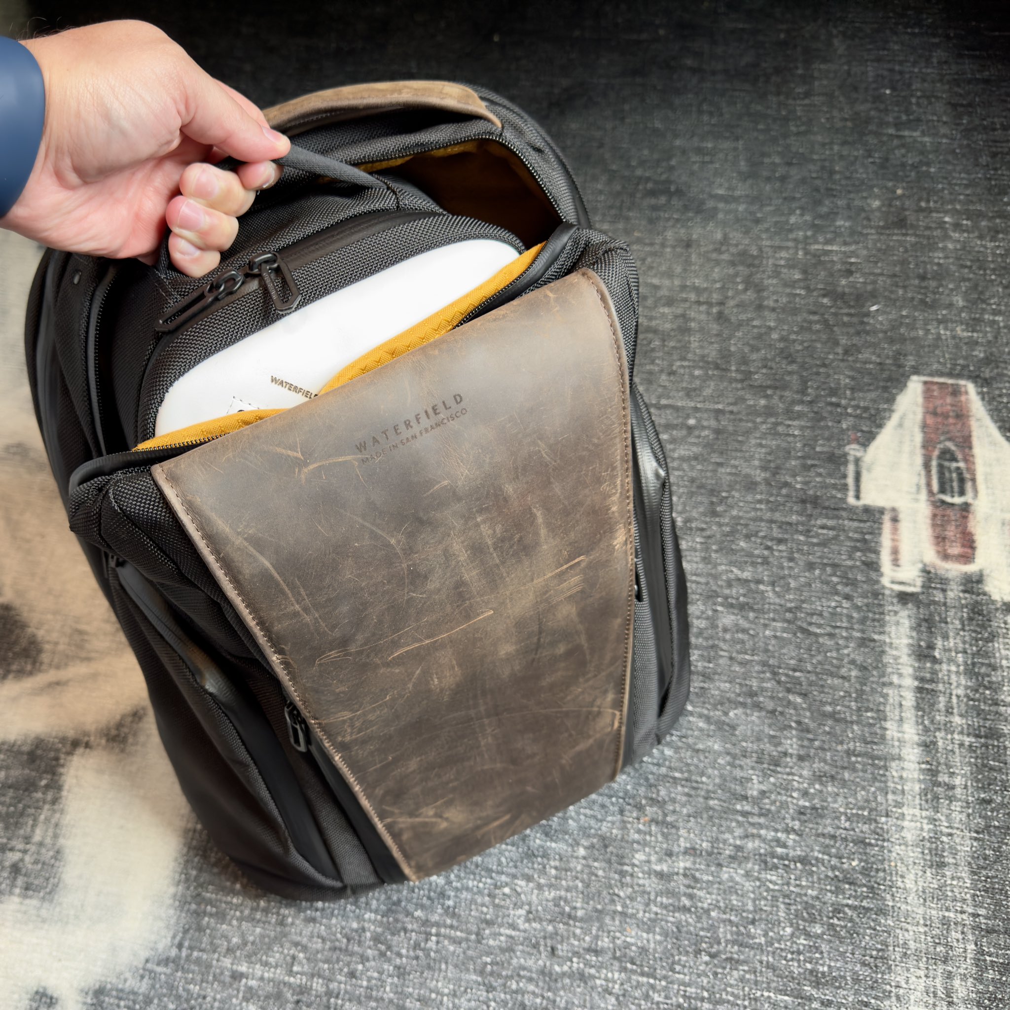 Waterfield pro executive backpack 2025