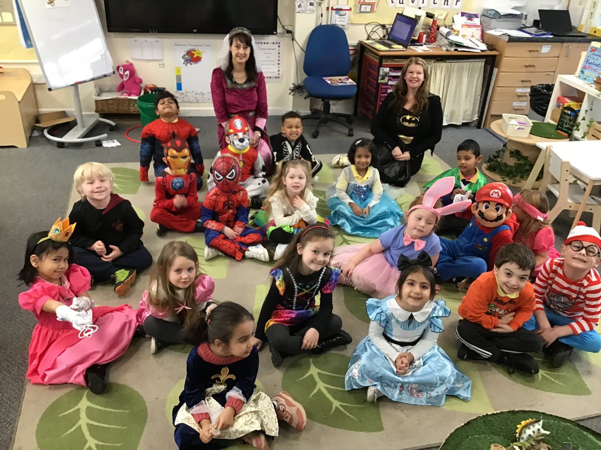 HestersWaySch's tweet photo. Wonderful World Book day fun today. 📖 https://t.co/YyD6n0sOKC