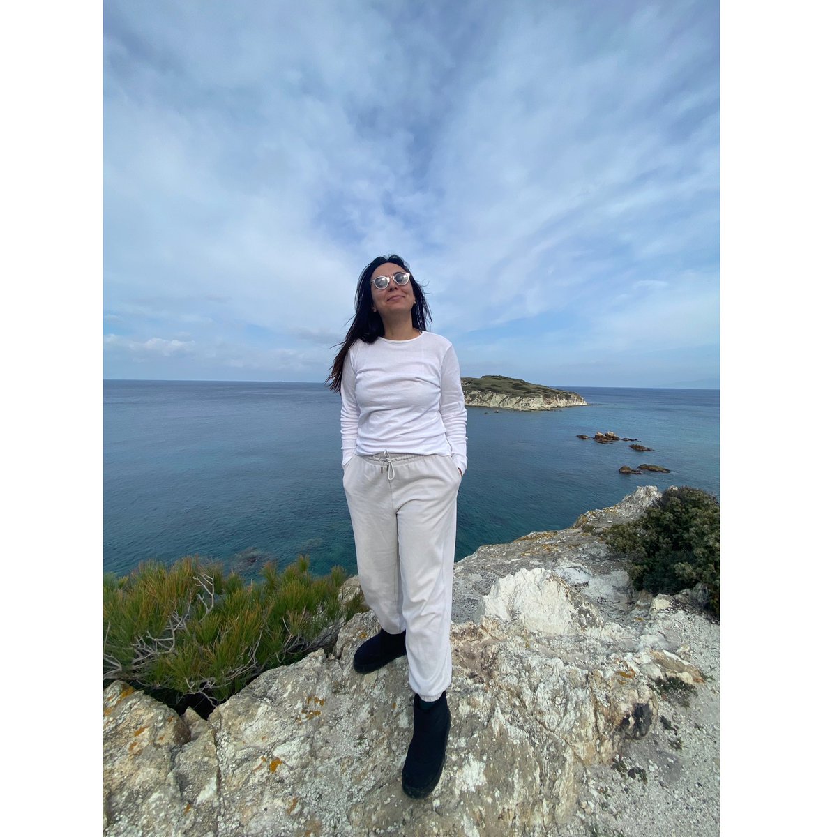 TubaTab's tweet photo. Zamansızlığımın zamanında bir an dayım.. 💙
#datça https://t.co/CADNdvScOR